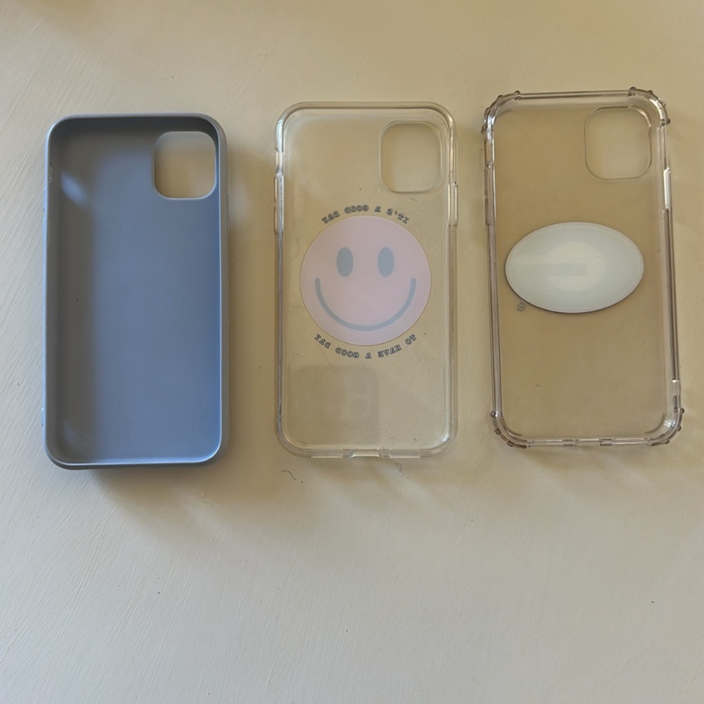 Assorted Phone Cases Set - Picture 7 of 7